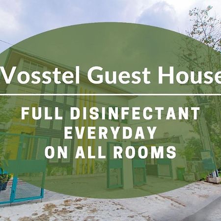 Vosstel Guest House Medan Esterno foto