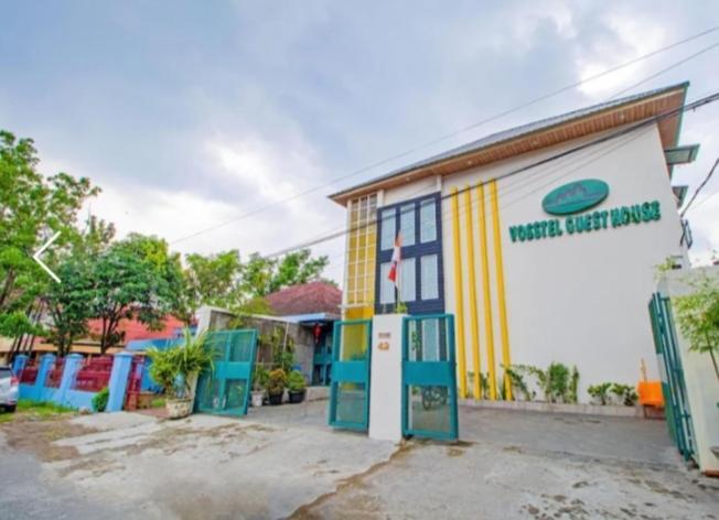 Vosstel Guest House Medan Esterno foto