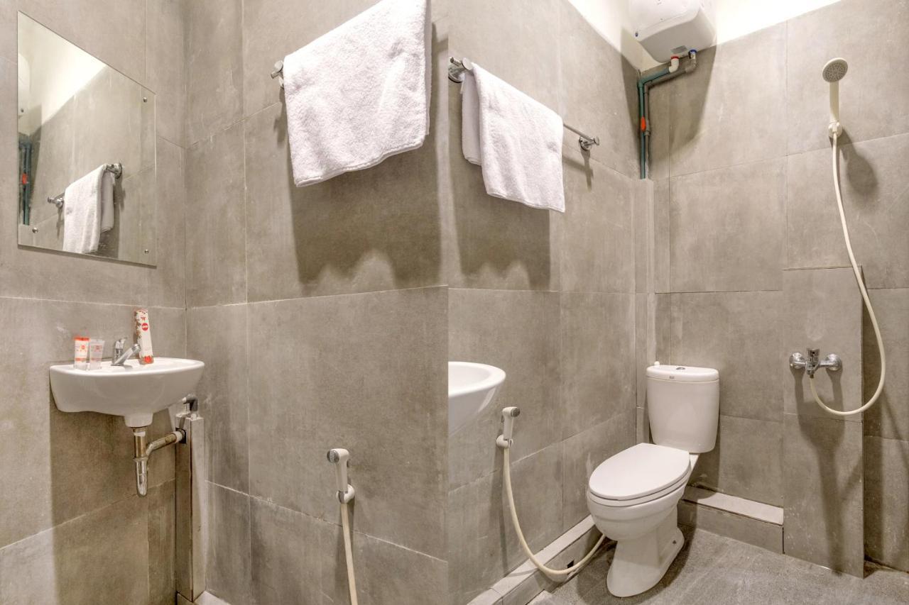 Vosstel Guest House Medan Esterno foto