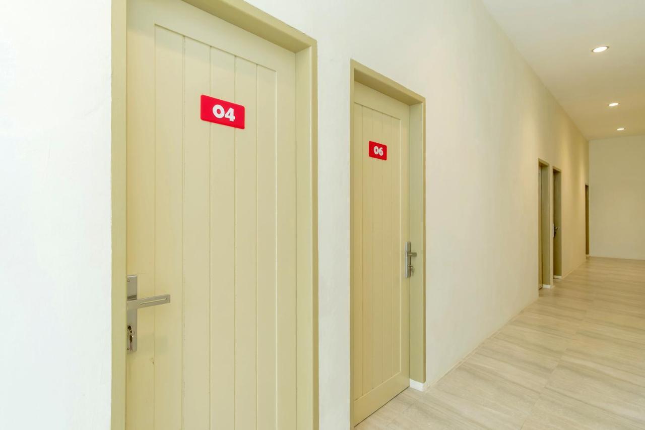 Vosstel Guest House Medan Esterno foto