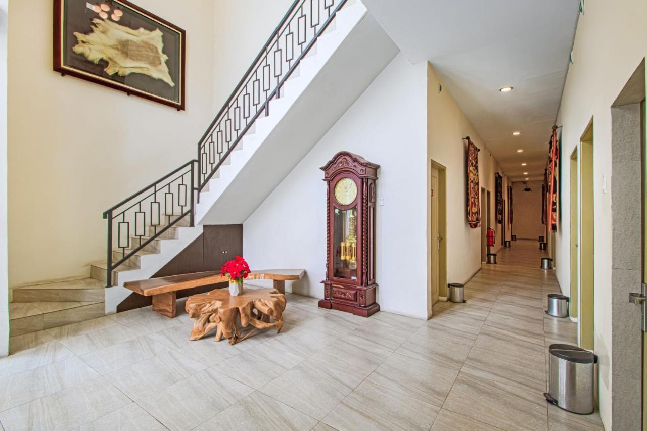 Vosstel Guest House Medan Esterno foto
