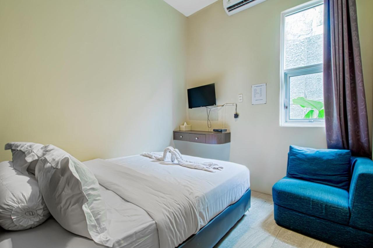 Vosstel Guest House Medan Esterno foto